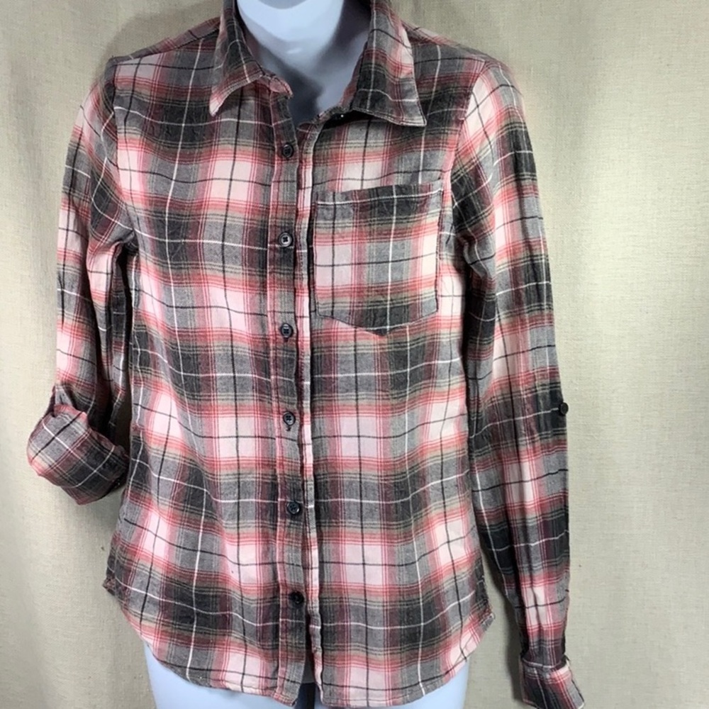 Passport women’s blouse